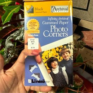 Lineco Self-Adhesive Photo Corners Black package of 240 Vtg